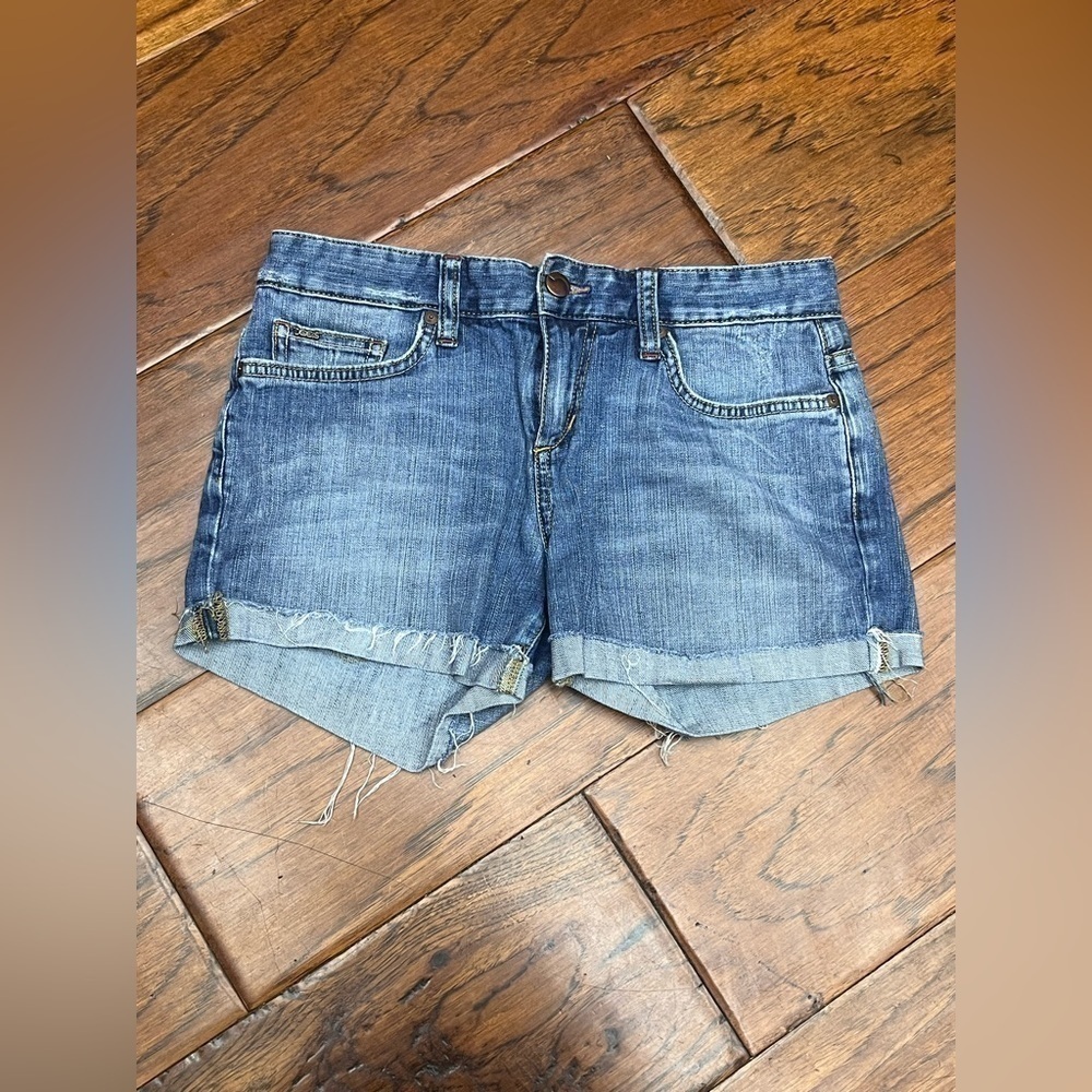 Joes jeans women’s cropped ex lover embroidered shorts